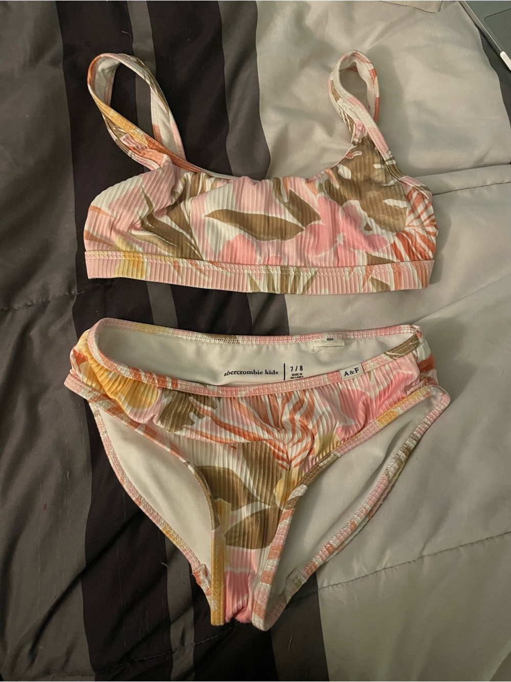 Abercrombie Kids Pink, Cream & Yellow bathing suit size 7/8